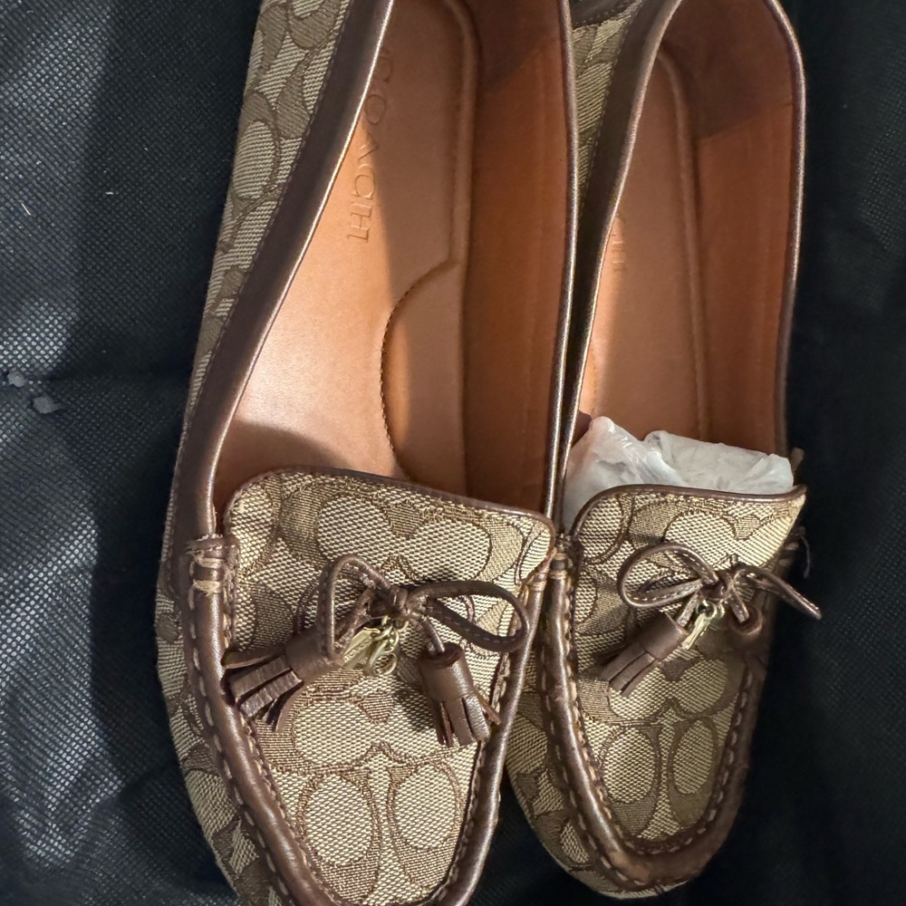 Coach Women's Tan and Brown Loafers